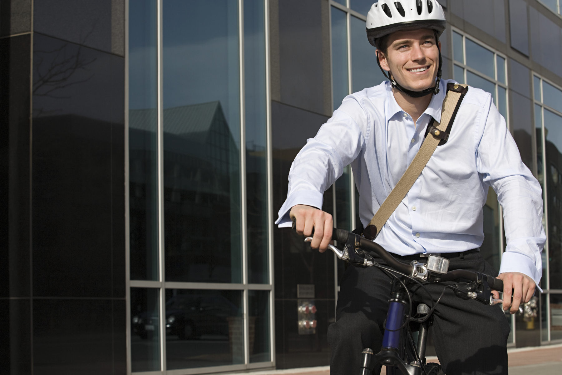 TheBikeFix.ie services commuter bikes from its workshop in Glanmire-1